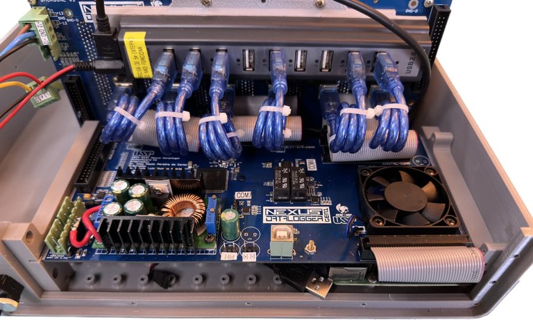 Pesquisadores criam registrador de dados multicanal modular e reprogramável com baixo custo