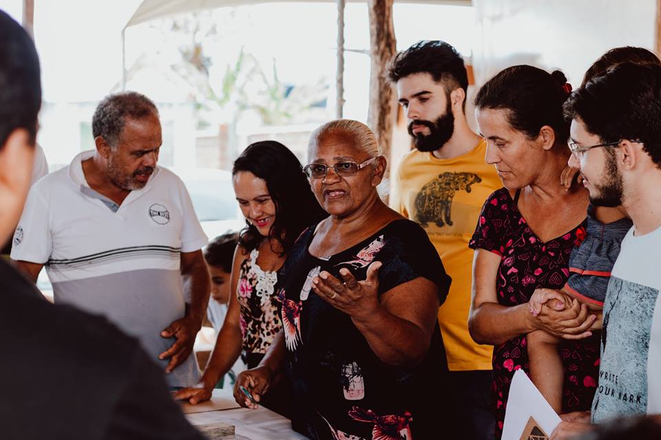 Oficina para construção da Praça da Amizade Oficina para construção da Praça da Amizade